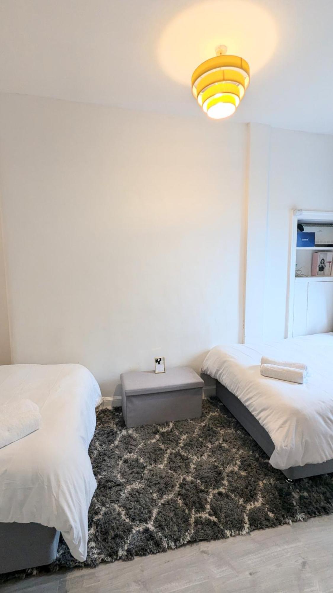 Edinburgh City Team Room Экстерьер фото